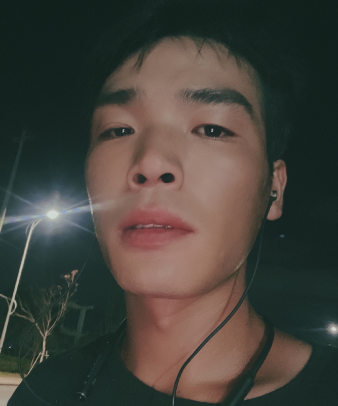 满船清梦压星河的第一张照片--诏安交友网