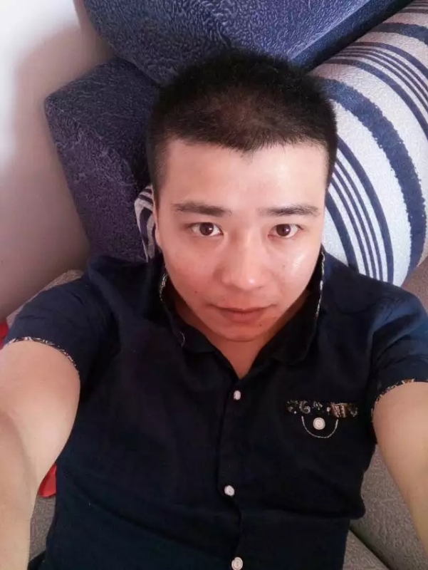 漫步的面包的第一张照片--诏安交友网