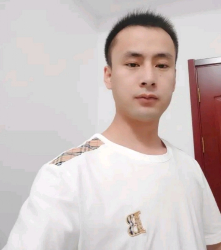 海阔天空的第一张照片--诏安交友网