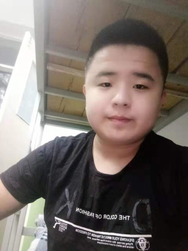 打小就爱淘气的第一张照片--诏安交友网