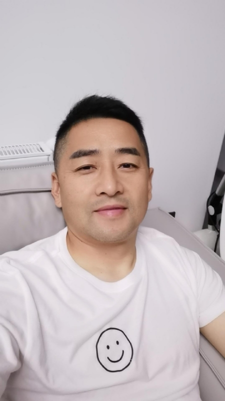 向阳而生的第一张照片--诏安交友网