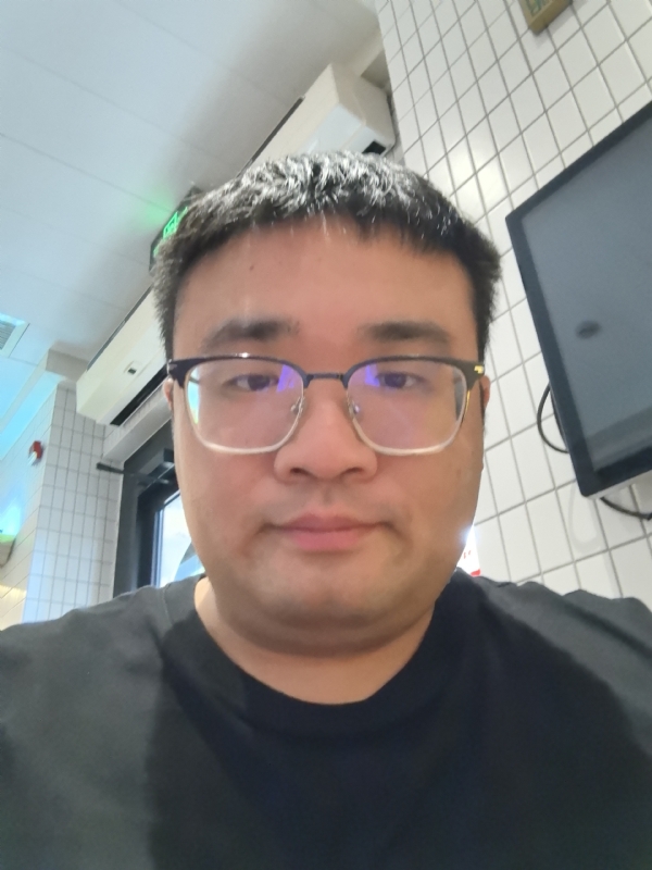 君临天下的第三张照片--诏安交友网