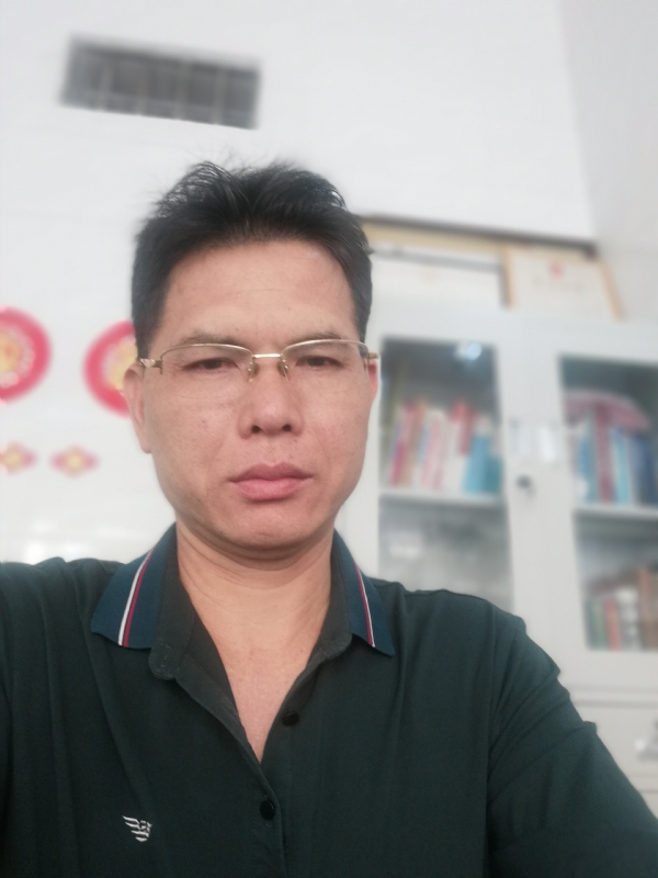 后视镜的第一张照片--诏安交友网