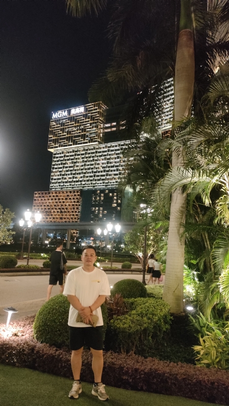 熟悉的身影的第一张照片--诏安交友网
