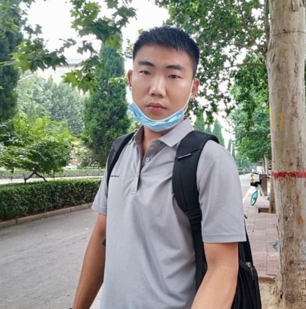 90年男征婚的第一张照片--诏安交友网