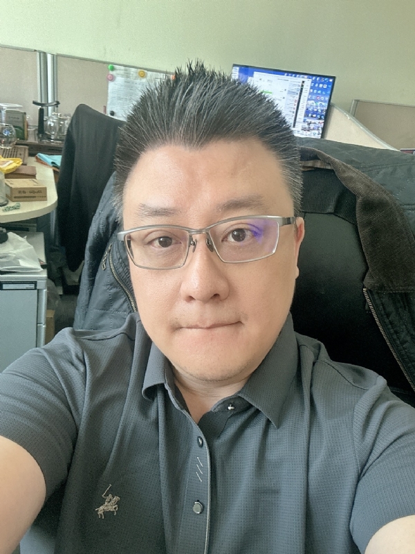 回归自我的第一张照片--诏安交友网